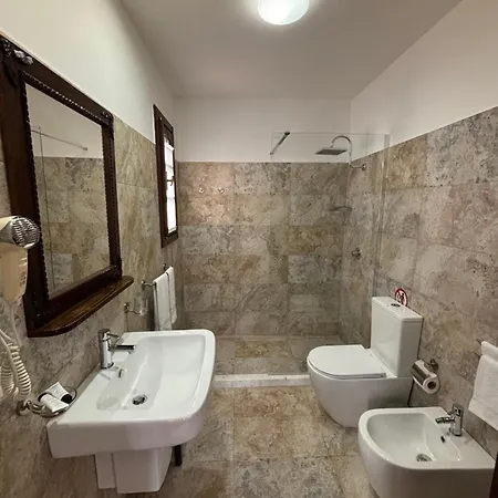Boutique Aleksander Hotel Berat