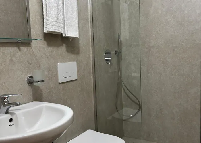 维拉亚历山大酒店 酒店 培拉特