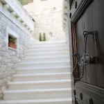Boutique Aleksander Berat