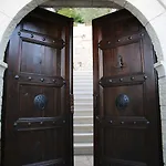 Boutique Aleksander Hotel