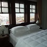 Boutique Aleksander Hotel 4*