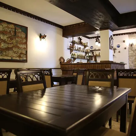 מלון Aleksander 4*